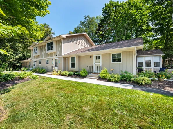10712 Timber Ridge Cir #1B-2, Sister Bay, WI 54234