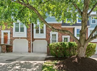 105 Spruce Ct, Pittsburgh, PA 15229