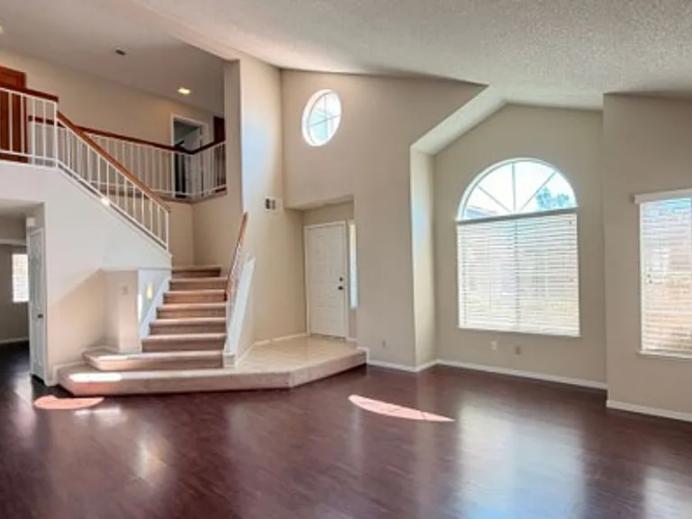 3317 Royal Glen Ct — Photo 8