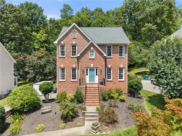 913 Woodview Ridge Trl, Lewisville, NC 27023