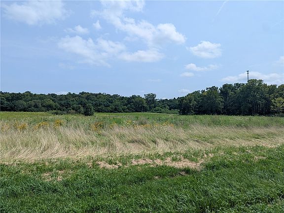 2nd image of 5888 Urbana Rd