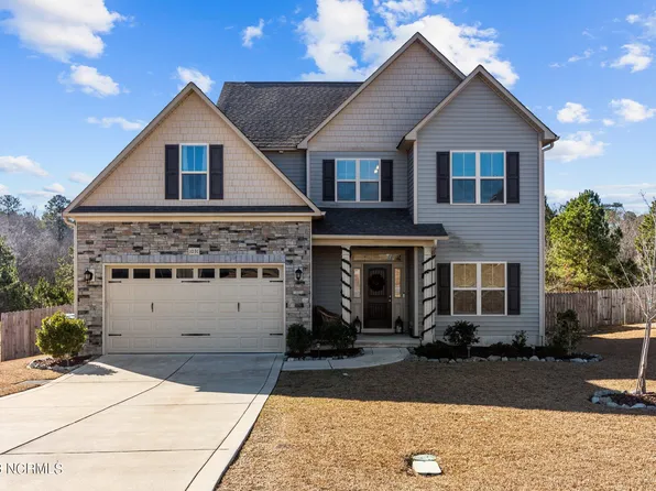 1031 Hydrangea Drive, Aberdeen, NC 28315