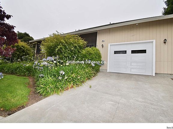 2nd image of 306 Bahnsen Ln