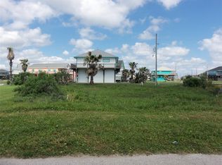 940 Surf Rd, Crystal Beach, TX 77650