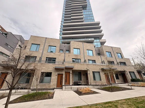 175 Pears Ave #4, Toronto, ON M5R 0C1