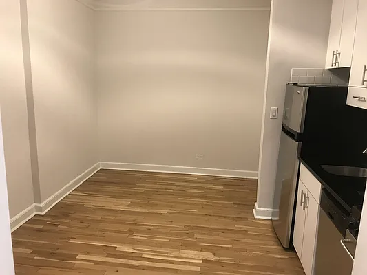 Rented by Metropolis Real Estate of Manhattan | media 16