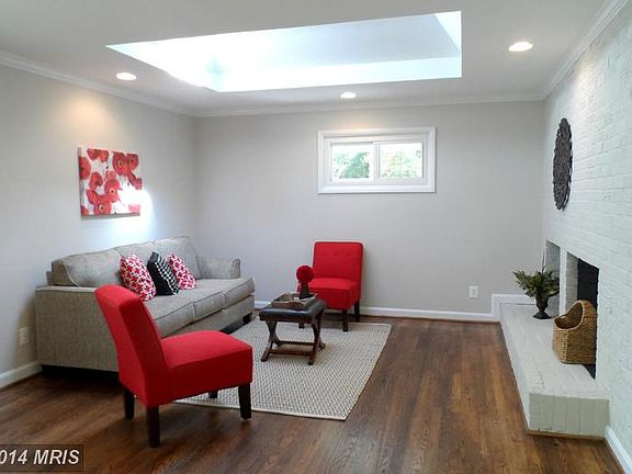 3rd image of 4203 Christine Pl