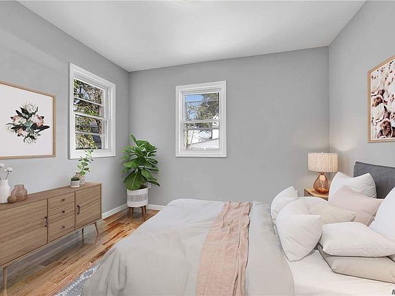 5th image of 10419 125th St Floor 2