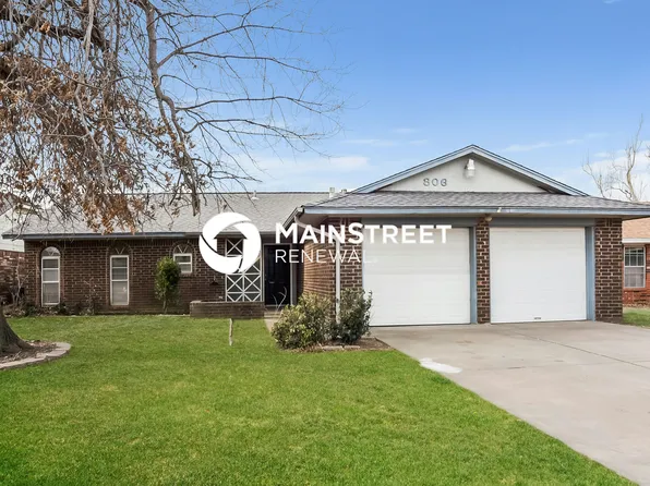 806 Arlington Dr, Yukon, OK 73099