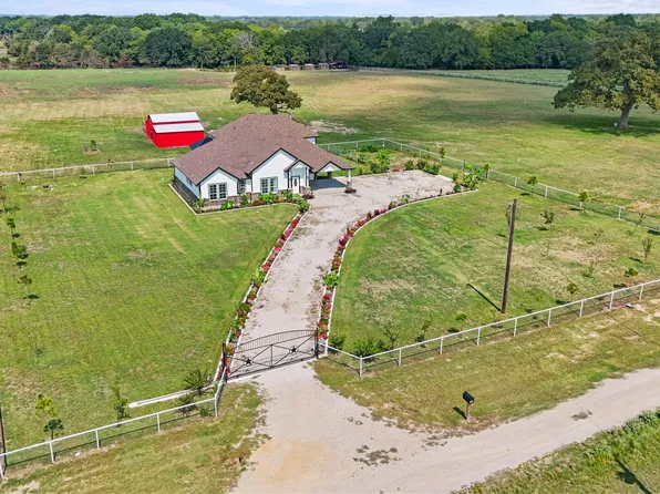 233 Private Road 7786, Wills Pt, TX 75169