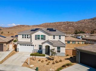 21199 Old Gate Ct, Riverside, CA 92507