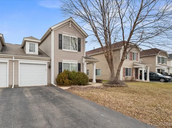 2409 Hartfield Dr, Montgomery, IL 60538