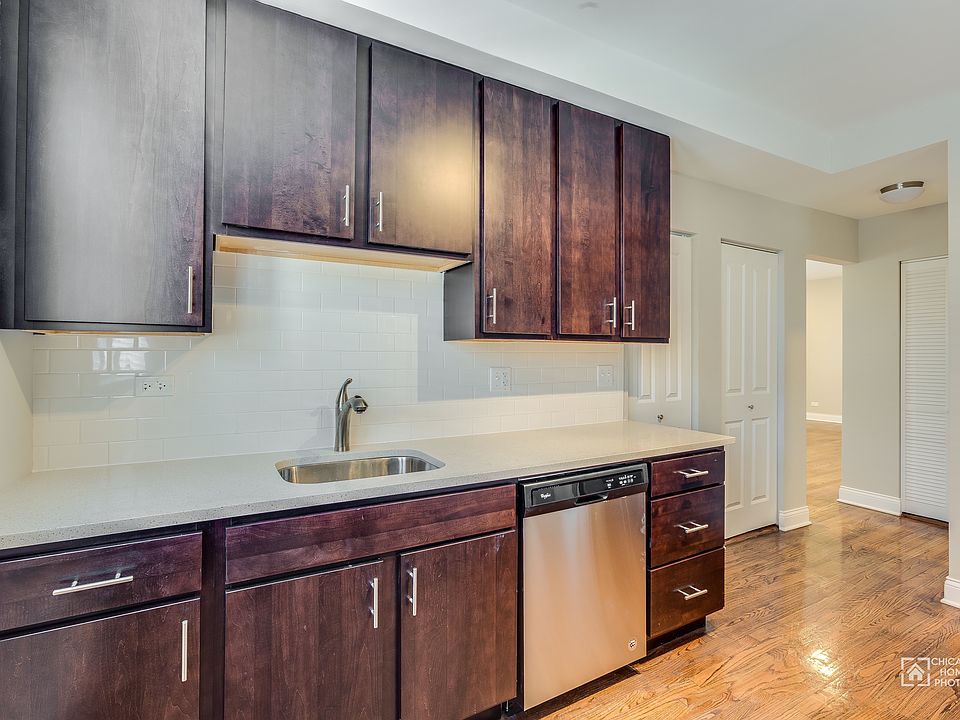 1st image of 2509 W Catalpa Ave #2