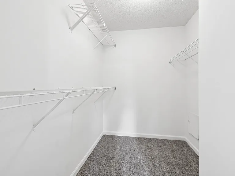 Stonegate Apartments — Photo 21