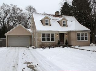 3433 N Church St, Rockford, IL