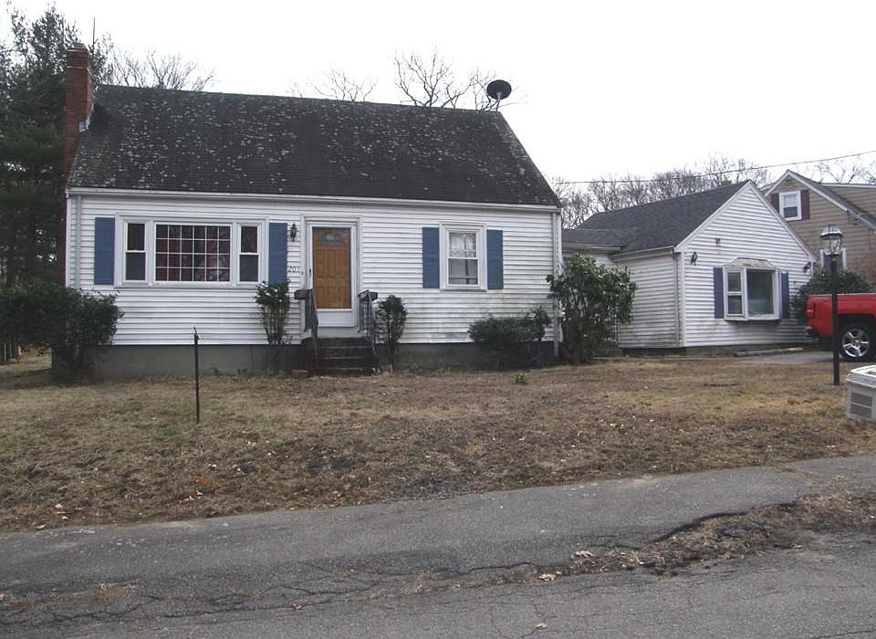 1st image of 201 Belmont St