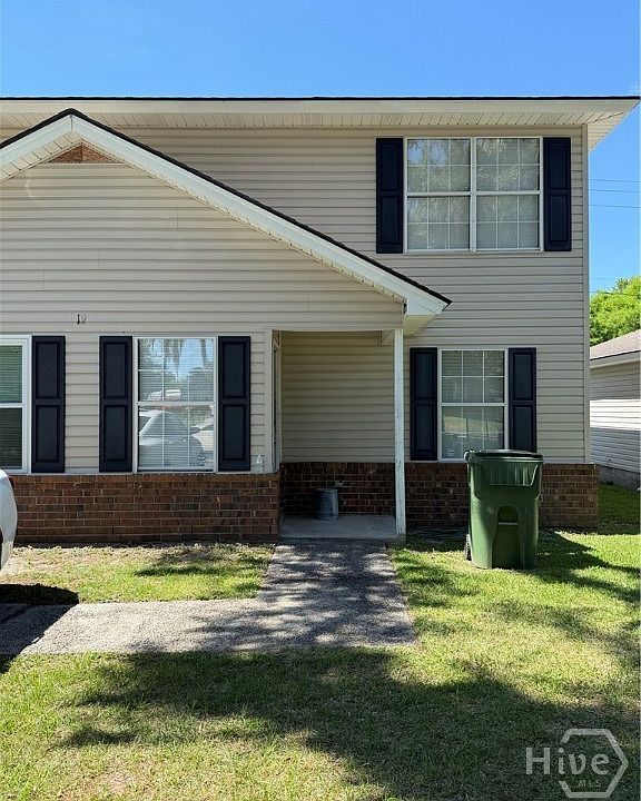 1st image of 19 Kandlewood Dr #B