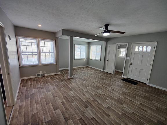 Living/dining room