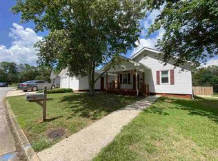 21 Meadow St, Lyman, SC 29365