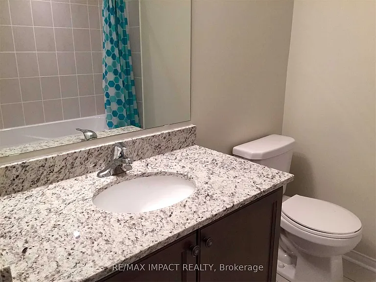 20 Rimrock Cres — Photo 17