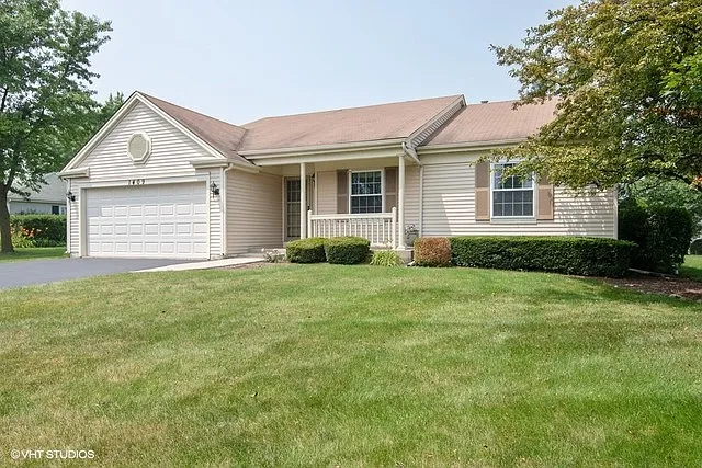 1409 Rose Ct photo 1