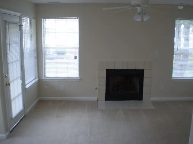 12716 Daybreak Cir — Photo 5