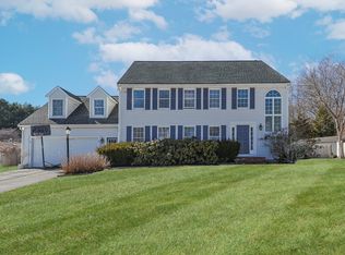 430 Mendon Rd, North Attleboro, MA 02760