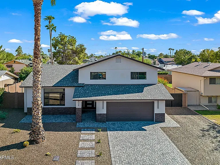 8725 E Malcomb Dr — Photo 13