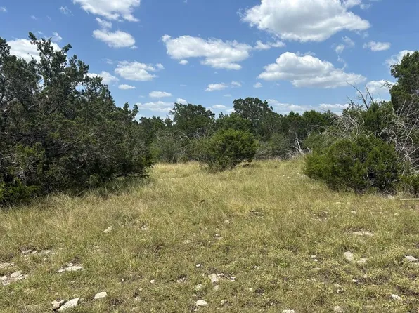 1815 County Road 310, Rocksprings, TX 78880