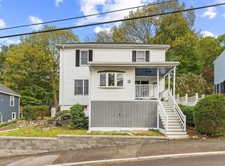 29 Woodlawn St, Lynn, MA 01904