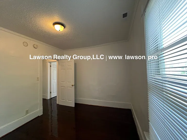1208 Chapman Ave SW — Photo 33
