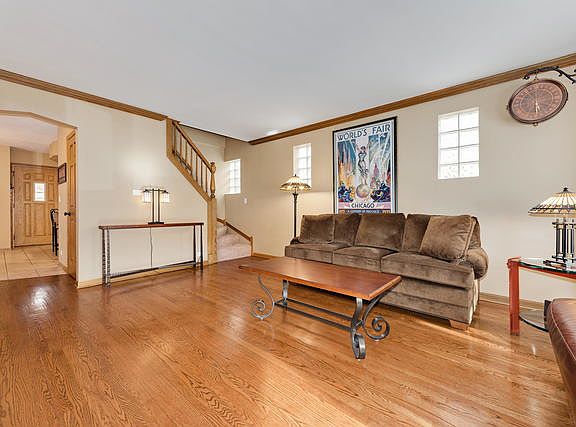 2nd image of 6662 W Schreiber Ave