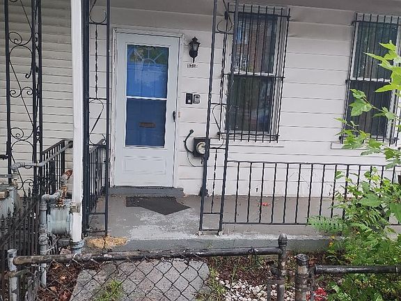 3rd image of 1718 Independence Ave SE