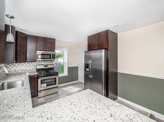 5th image of 3260 S 61st Ave