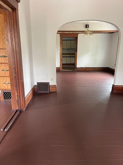 1st image of 118 Garden St #1