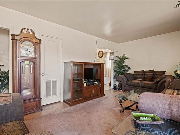 4th image of 5950 Agnes Ave