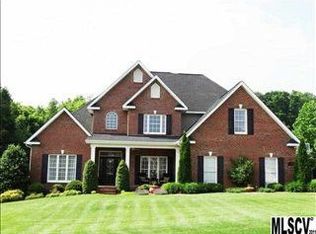 1171 Fox Chase Dr, Newton, NC 28658