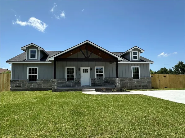 1108 N Preston Ave, Bryan, TX 77803