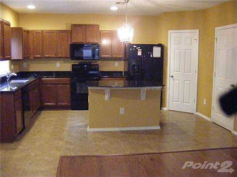 T2578935_201_92
