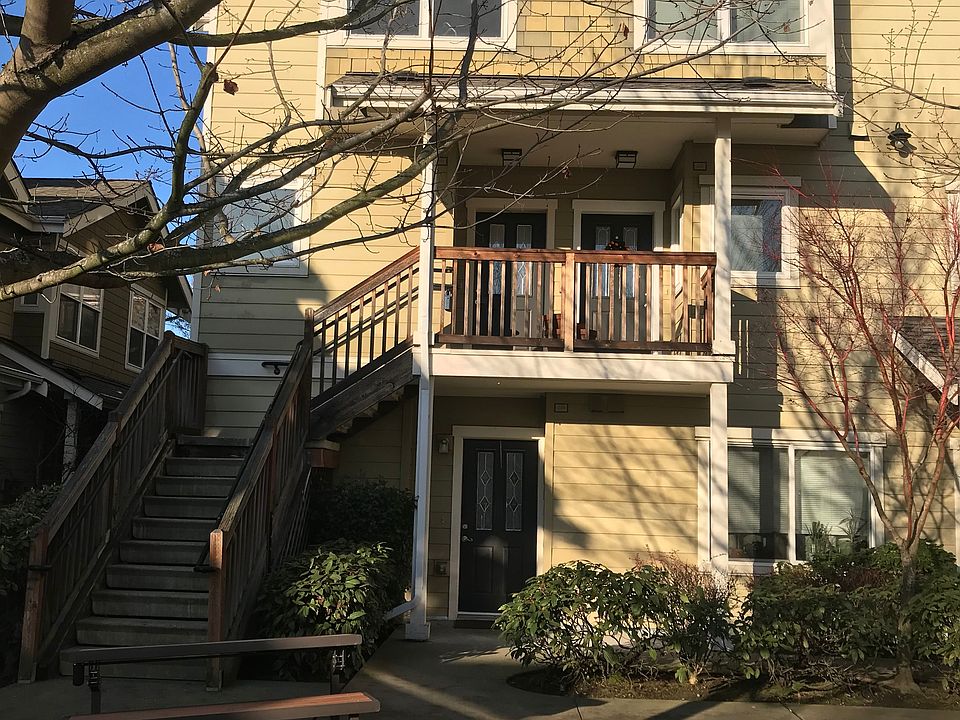 1st image of 7322 Rainier Ave S Unit 201
