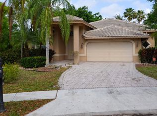 6331 NW 72nd Pl, Pompano Beach, FL 33067