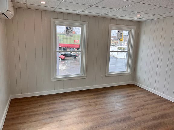 5th image of 197 Main St #301