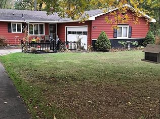 10308 E River Rd, Elyria, OH 44035