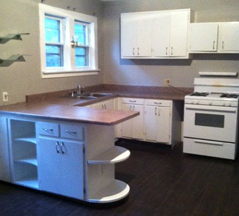 4th image of 125 Farm St #1