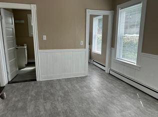 25 7th St FLOOR 1, Providence, RI 02906