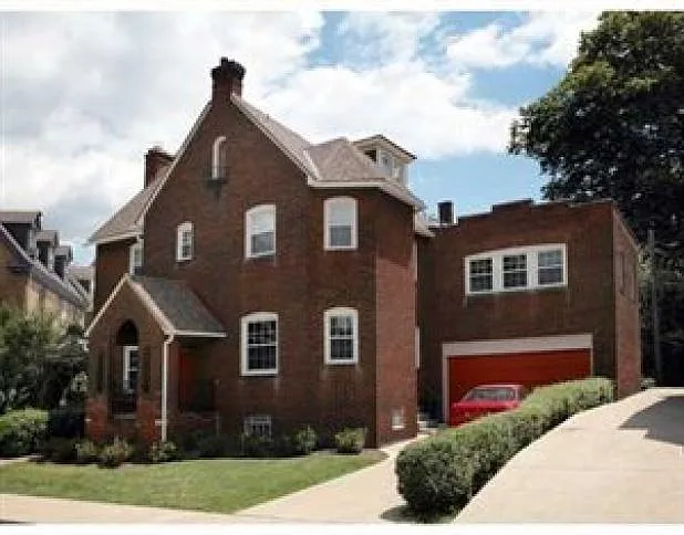 113 Bayard Pl photo 1