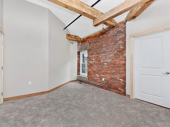 5th image of 58 13th St Unit 104