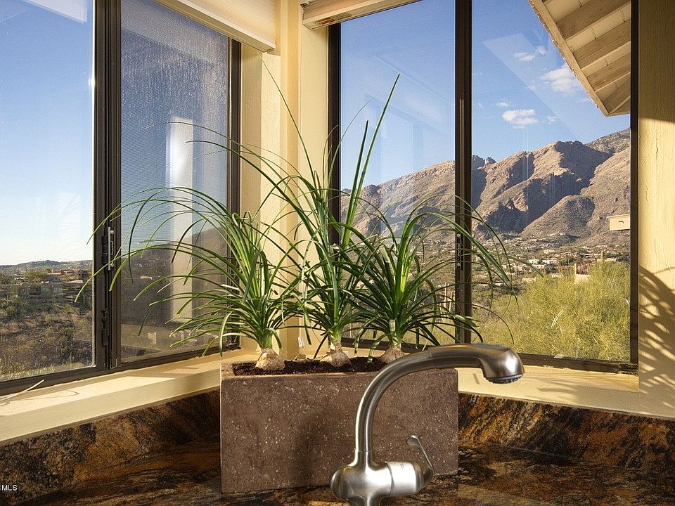 1st image of 6071 N Paseo Zaldivar