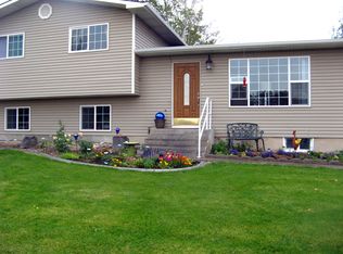 812 Eisenhower St, American Falls, ID 83211