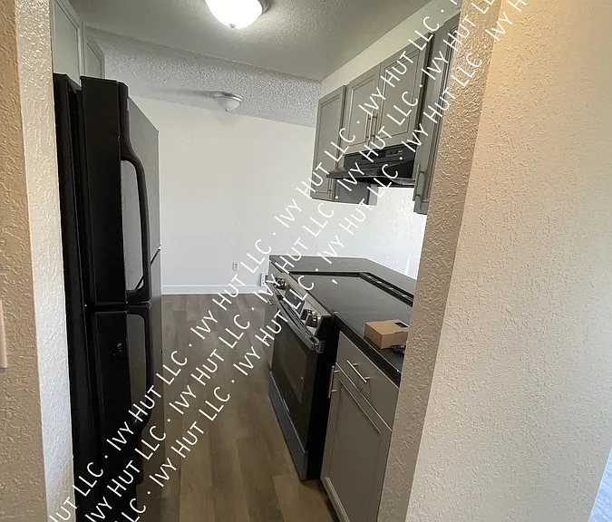 640 Date Ave #3 — Photo 1